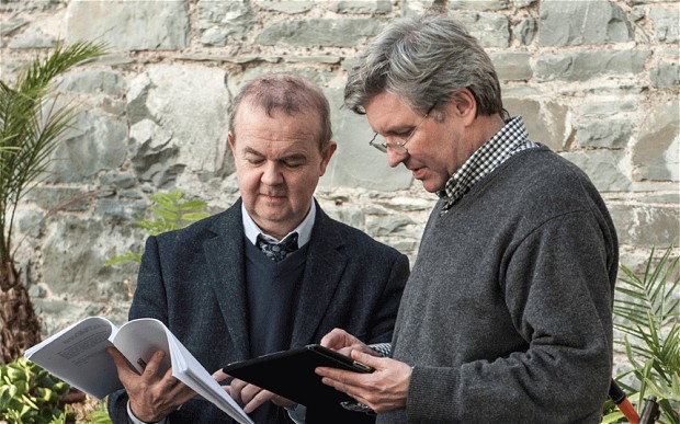 Ian Hislop and Nick Newman - A Bunch of Amateurs
